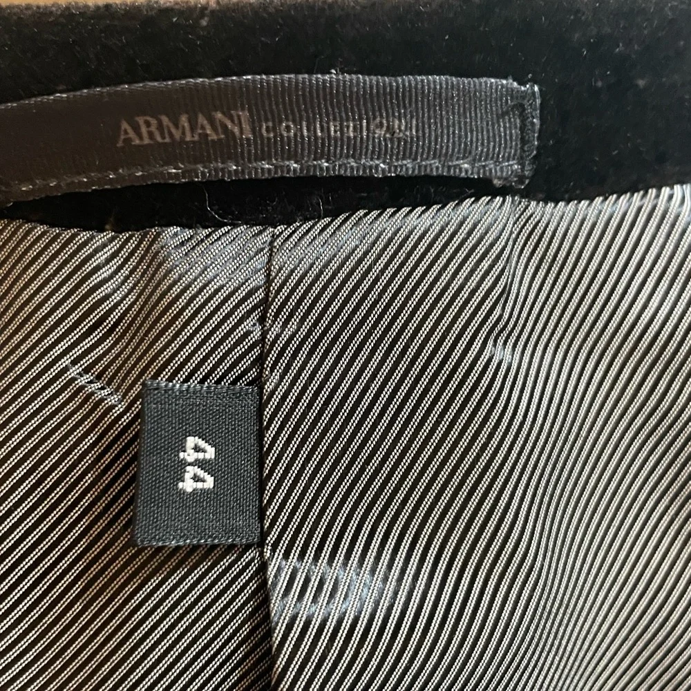 ARMANI COLLEZIONI BROWN VELVET SPECKLED SINGLE BREASTED DINNER JACKET